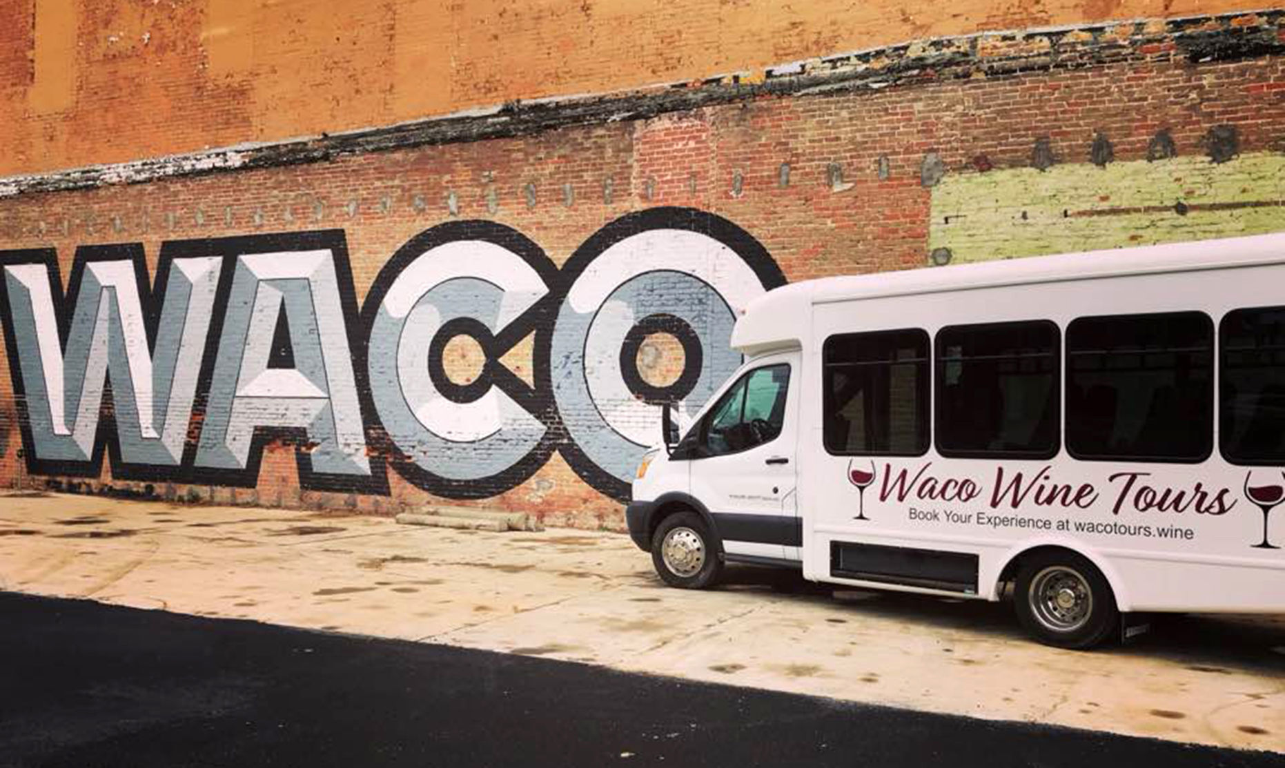 Waco Tours bus.jpg